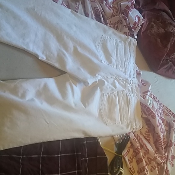 Pants - Picture 2 of 3